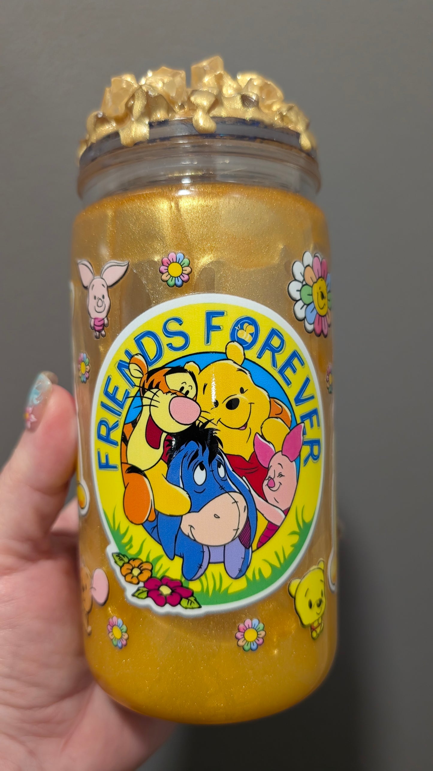 Winnie the Pooh, Friends Forever, 16 oz Acrylic Golden Shimmer Drip