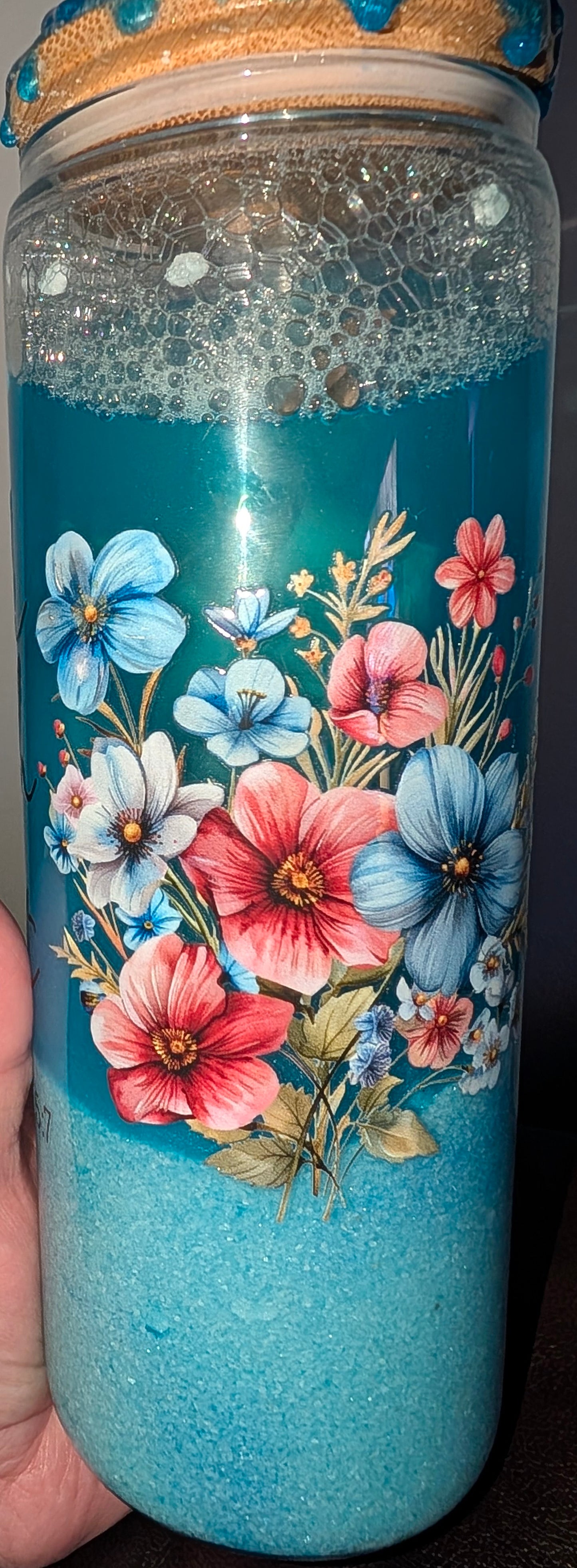 *25 oz Glass Beach Tumbler, Pink & blue flowers, For we walk by faith, not by sight. 2 Corinthians 5:7