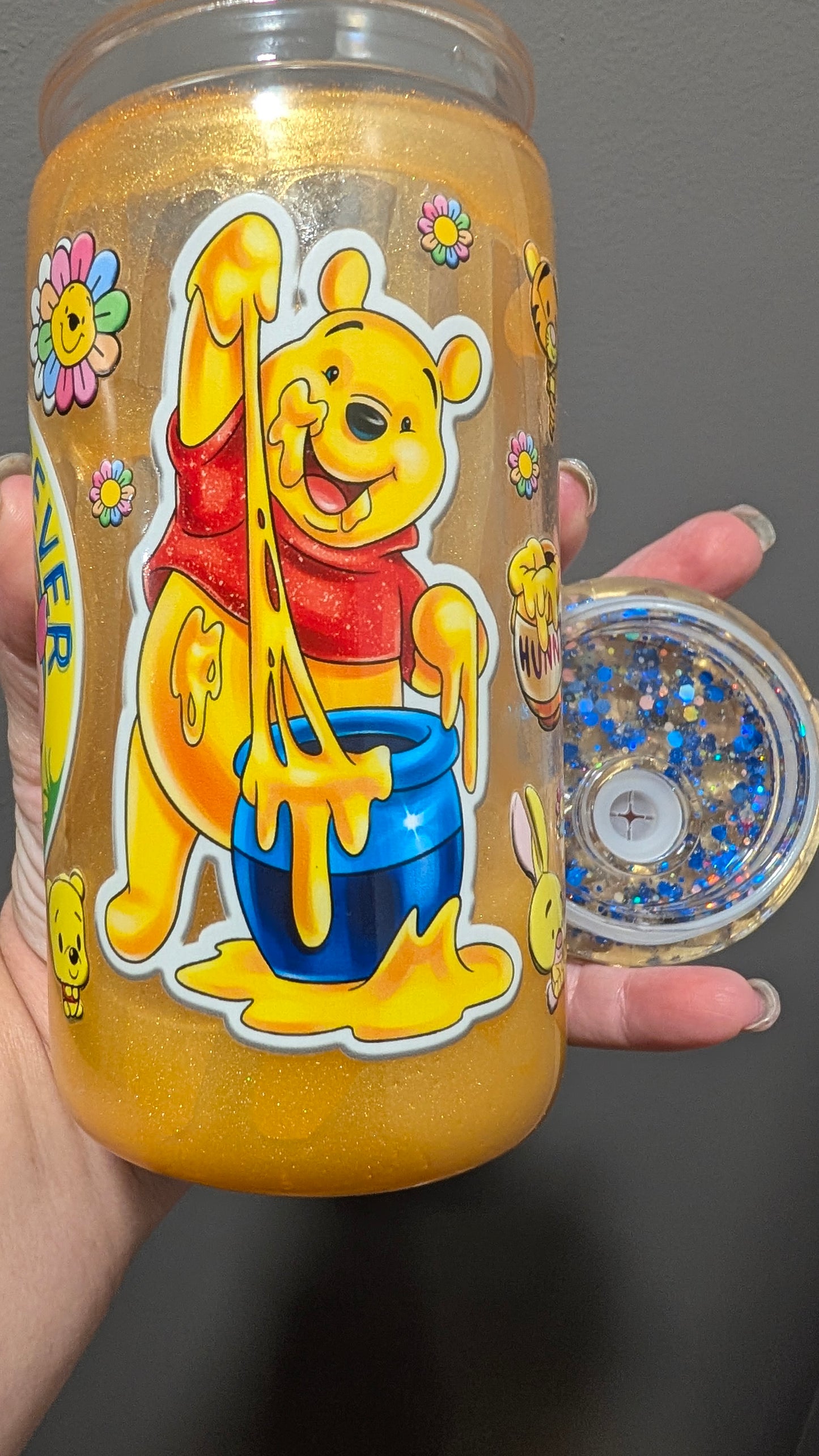 Winnie the Pooh, Friends Forever, 16 oz Acrylic Golden Shimmer Drip